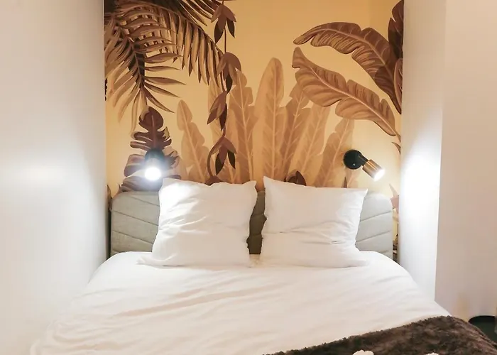 La Chute Des Feuilles - Lit Double- T2 Hyper Centre Apartment *